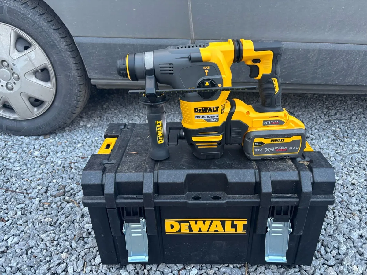 Dewalt  new battery tools - Image 1