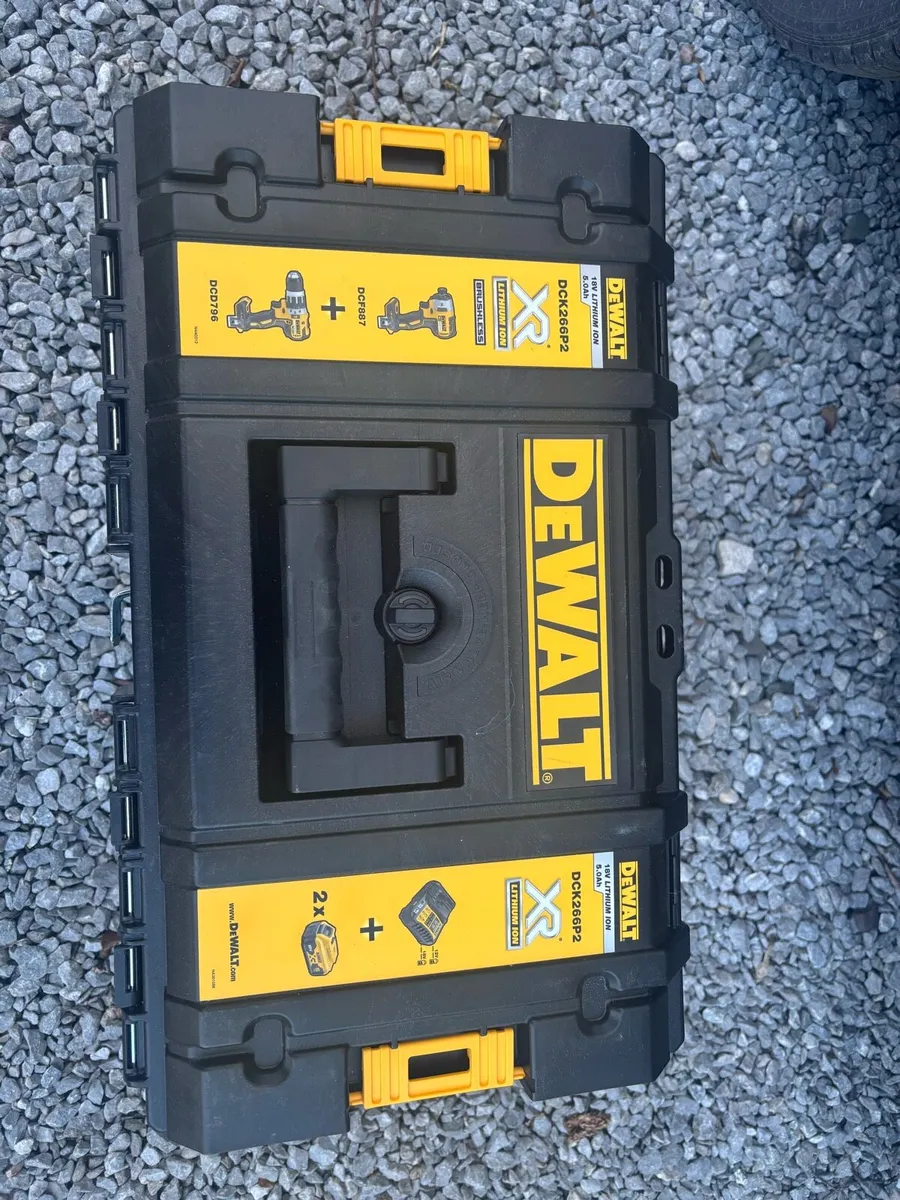 Dewalt  new battery tools - Image 4