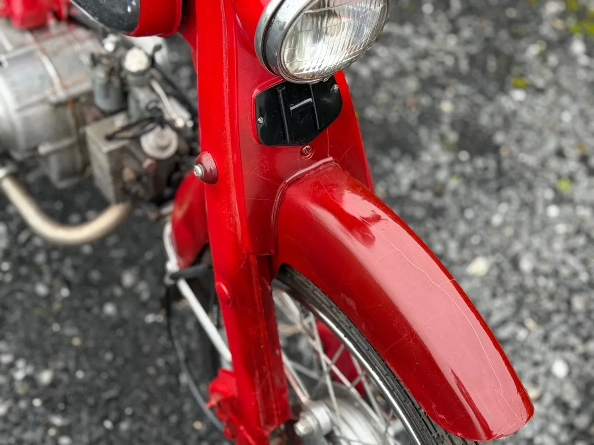 Honda 50 c110 1963 - Image 3