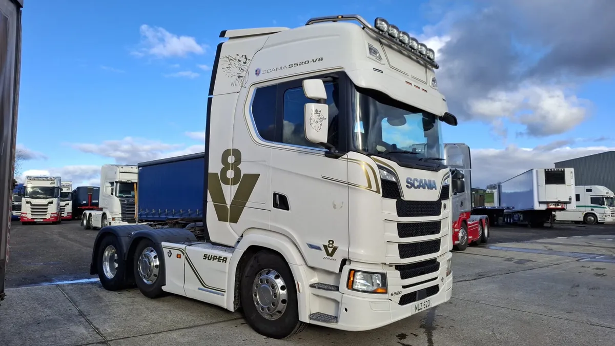 2018 Scania S520 6x2 Next Gen - Image 1