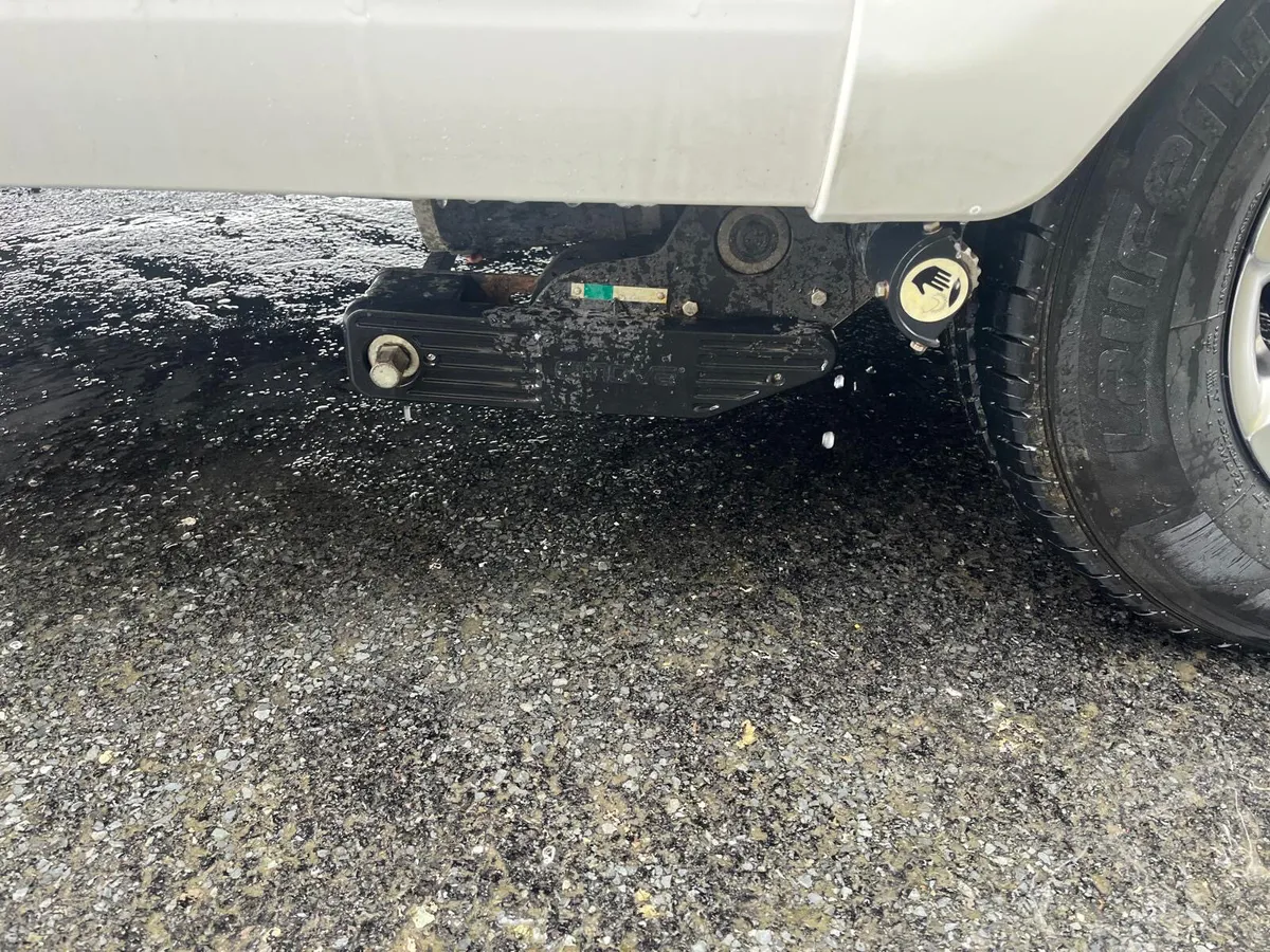 ✨STUNNING SWIFT ECCLES 4 BERTH ISLAND BED✨ - Image 4