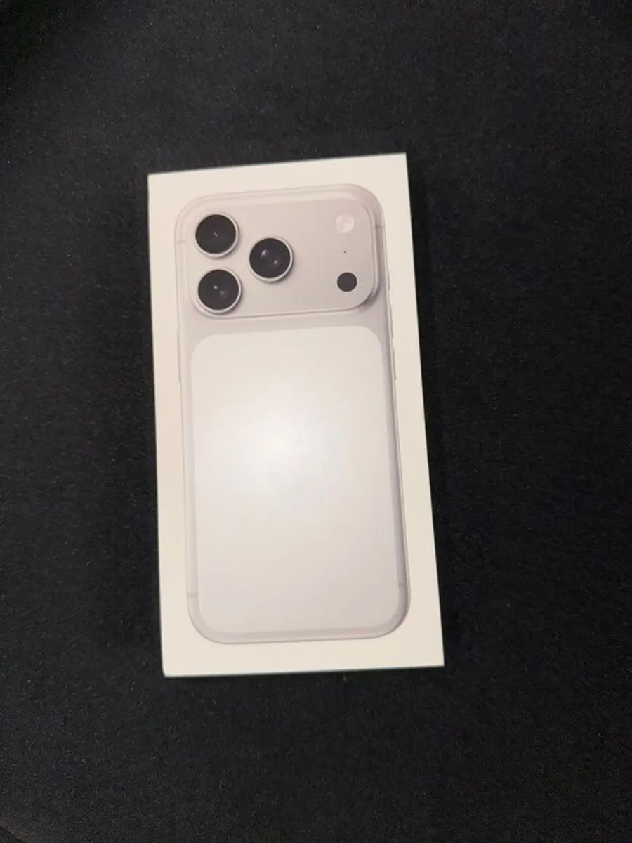 iPhone 17 Pro Max - Image 1