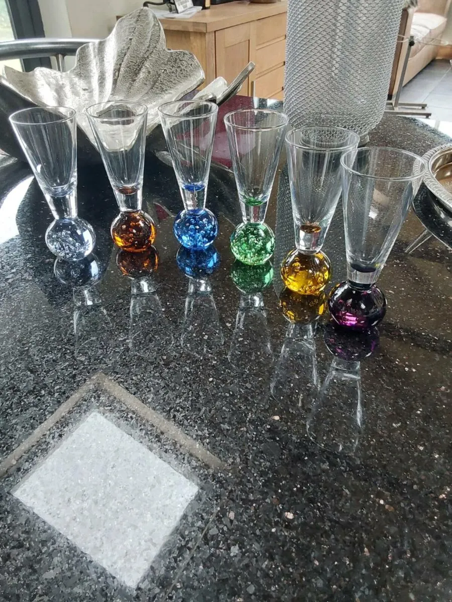 MID CENTURY SHOT GLASSES - Image 1