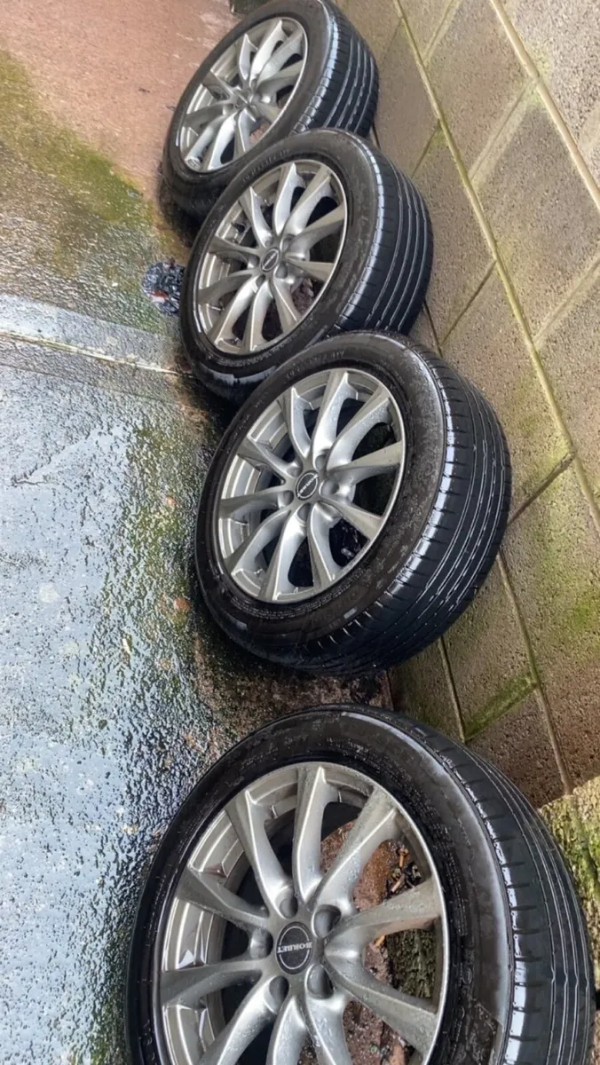 Borbet Grey Alloys and tyre - Image 1