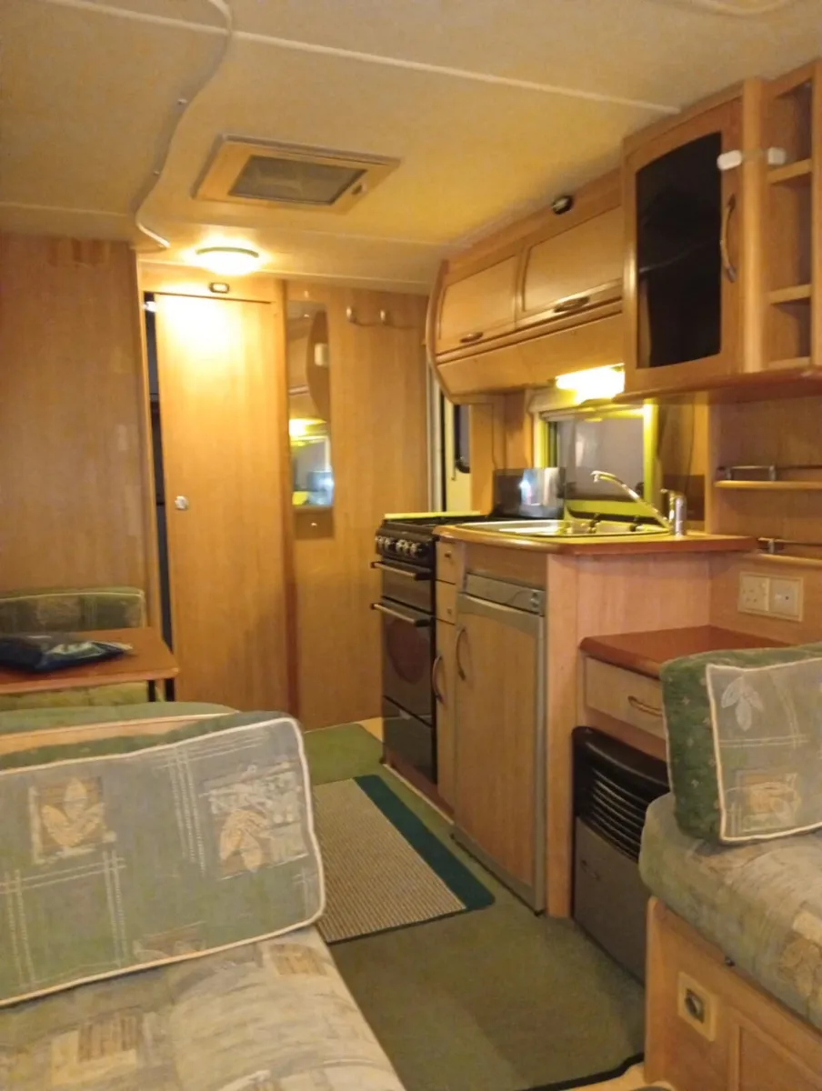 2008 4/Berth - Image 2