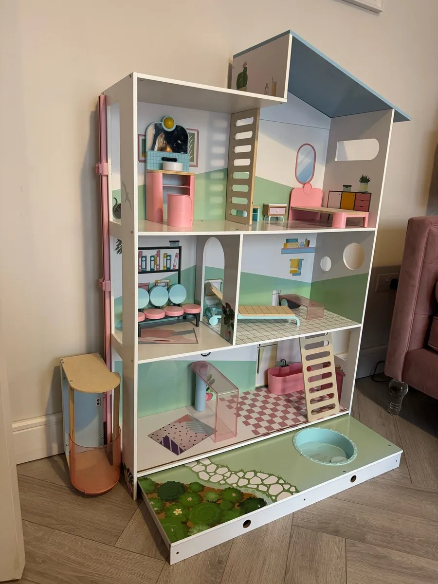 Dolls House - Image 2