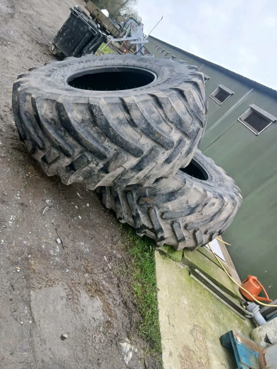 800/65/32 and 710/60/42 - Image 1