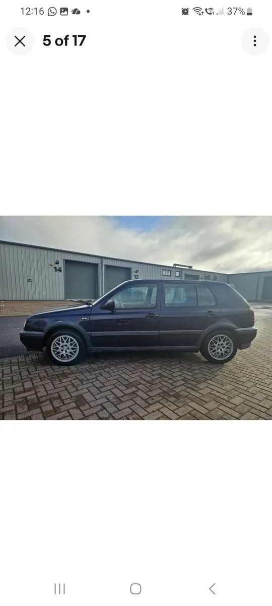 Volkswagen  golf GTI - Image 2