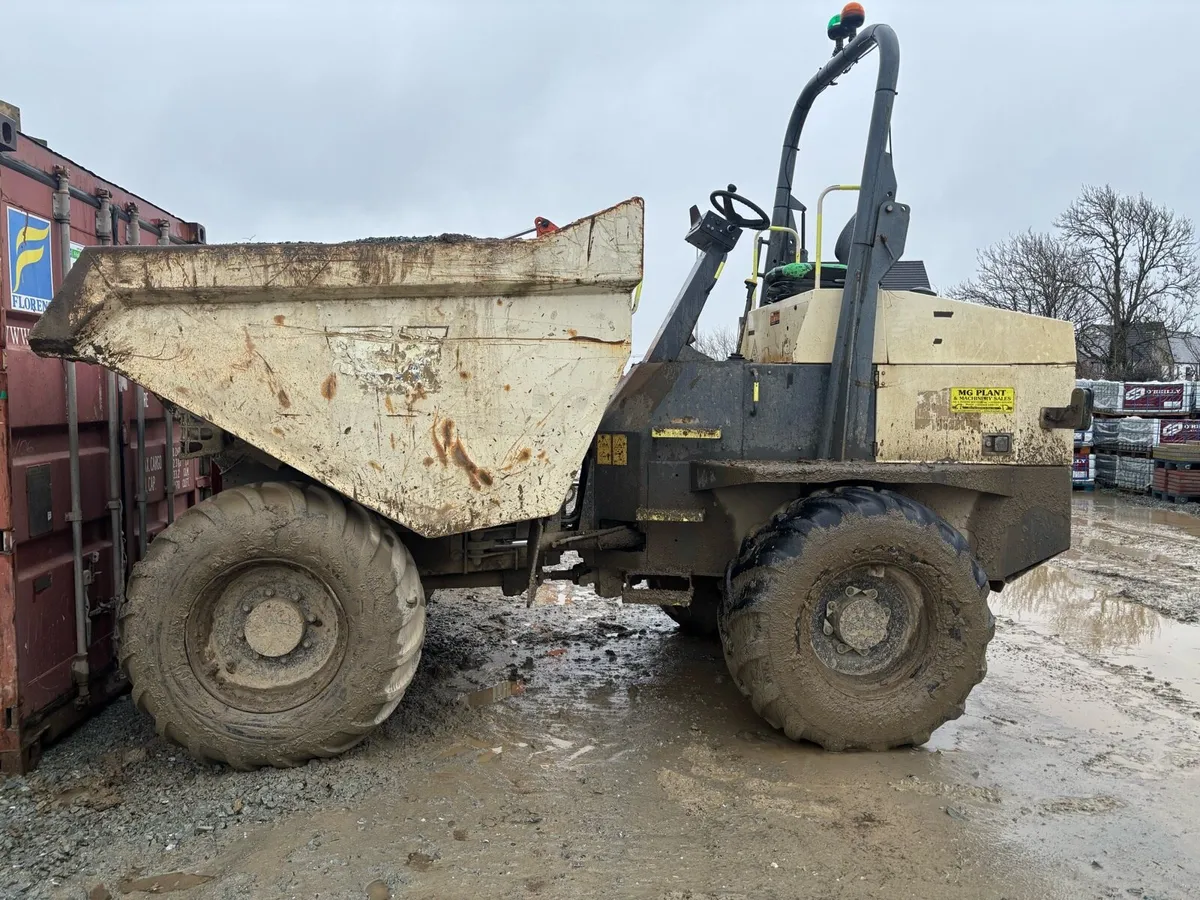 13 ton hitachi & 9 ton dumper - Image 2