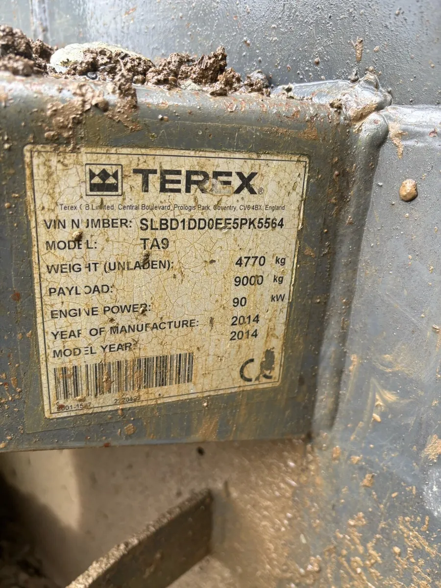 13 ton hitachi & 9 ton dumper - Image 3