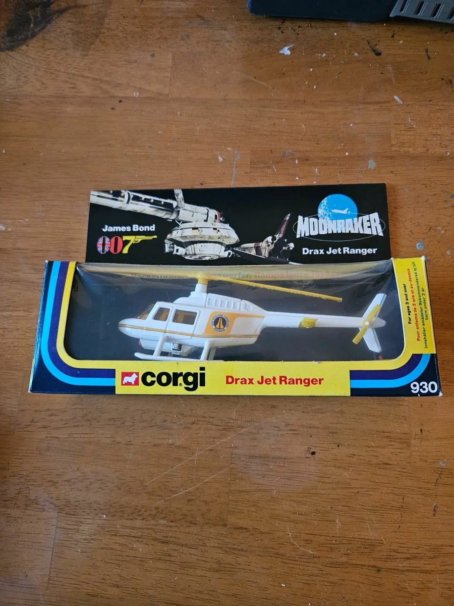 Corgi James Bond Moonraker Helicopter - Image 1