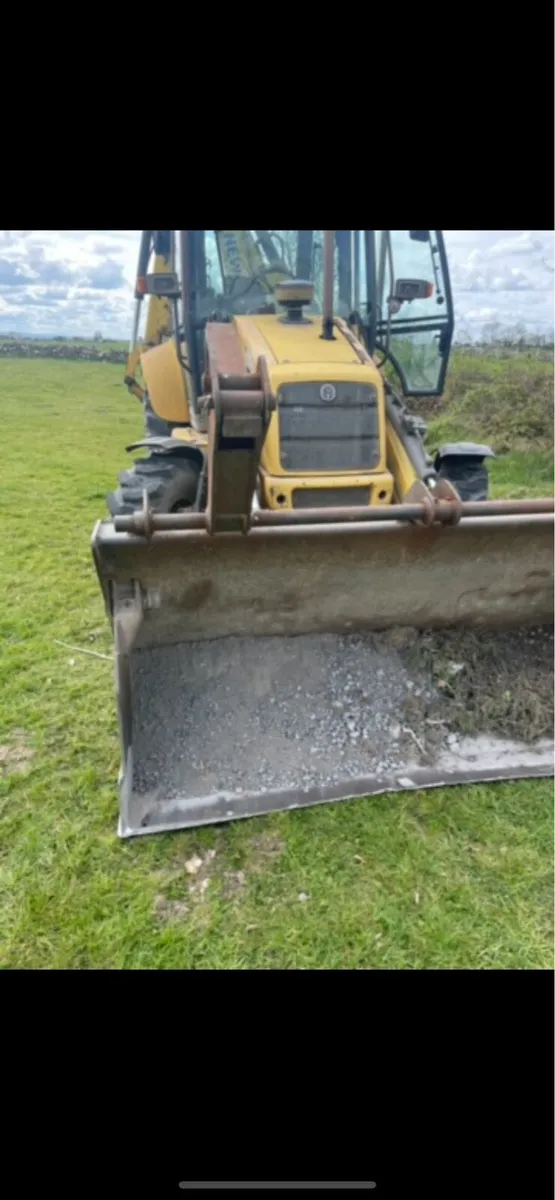 New Holland b110 - Image 3