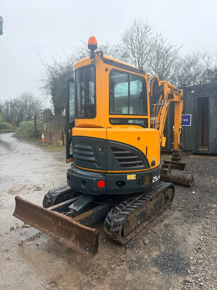 Hyundai 27z-9ak - Image 1