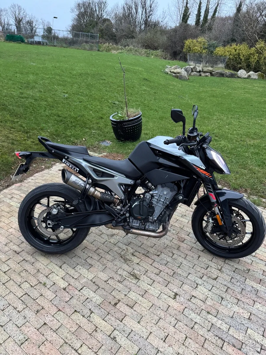 KTM 790 Duke - Image 2
