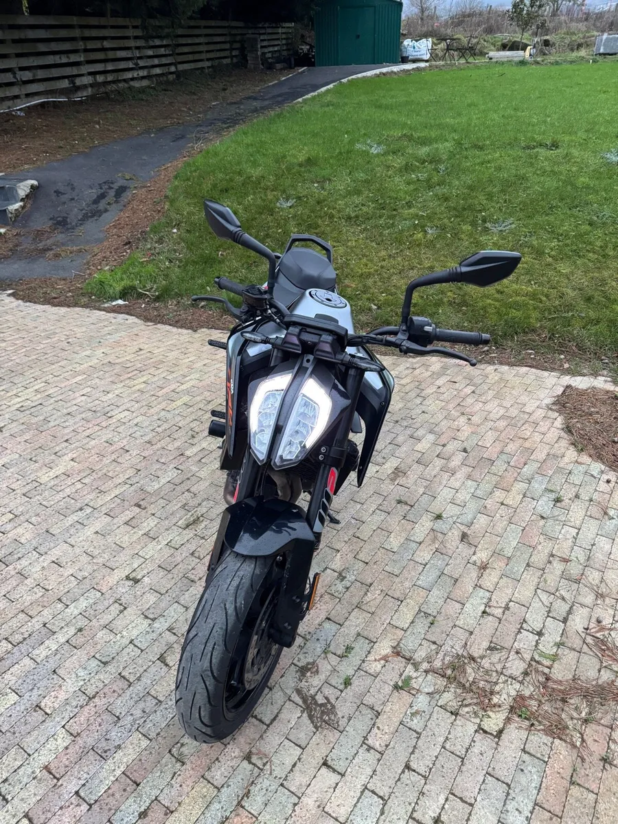KTM 790 Duke - Image 3
