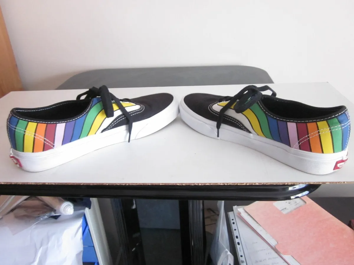 Vans Authentic Reflact  Rainbow  Unisex  Shoes UK6 - Image 3