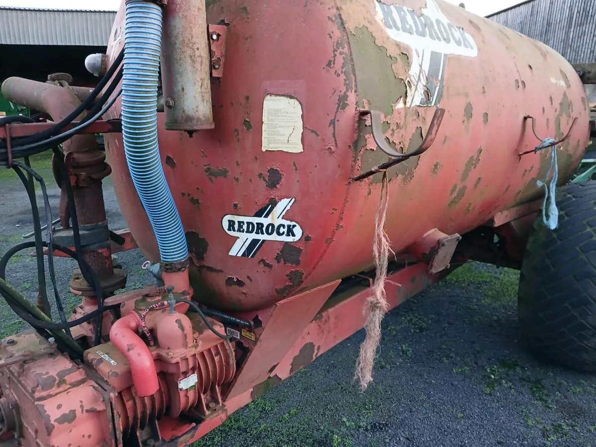 Slurry tanker - Image 1