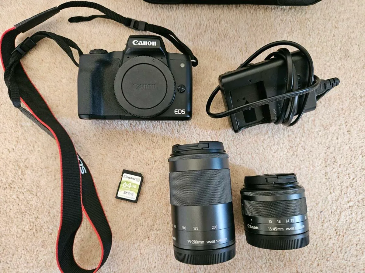Canon EOS M50 Mark II  + 15-45mm STM + 55-200 STM - Image 1