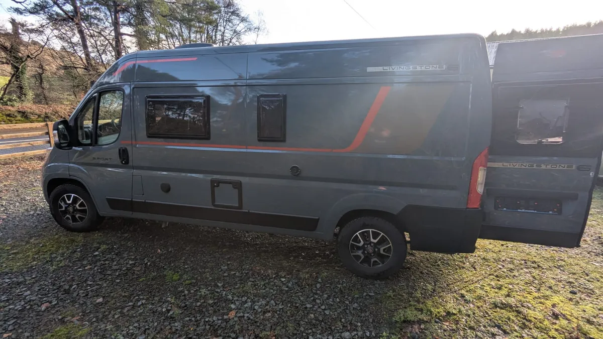 NEW CAMPERVAN ROLLER TEAM LIVINGSTON 6 LHD 2026 - Image 4