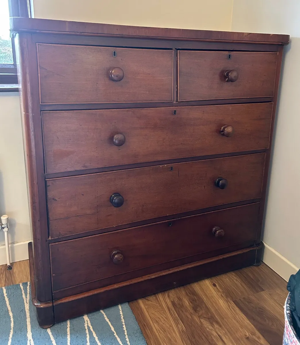 Antique chest of drawers - Image 1