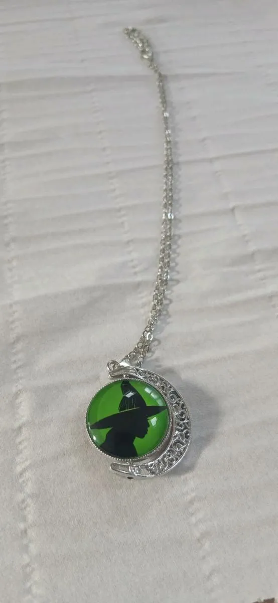 3 pieces of wicked jewellery - Image 3