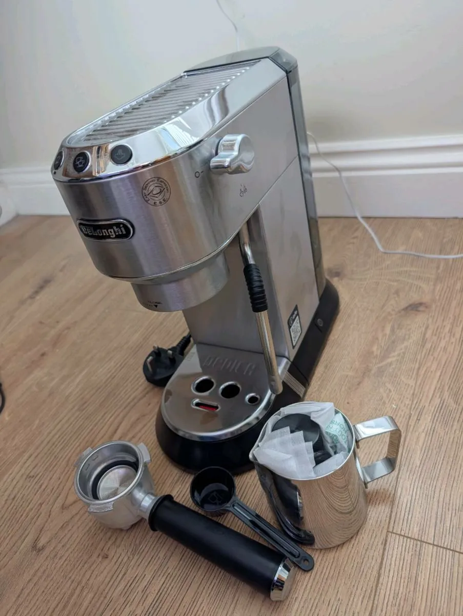 DeLonghi Coffee Machine - Image 2