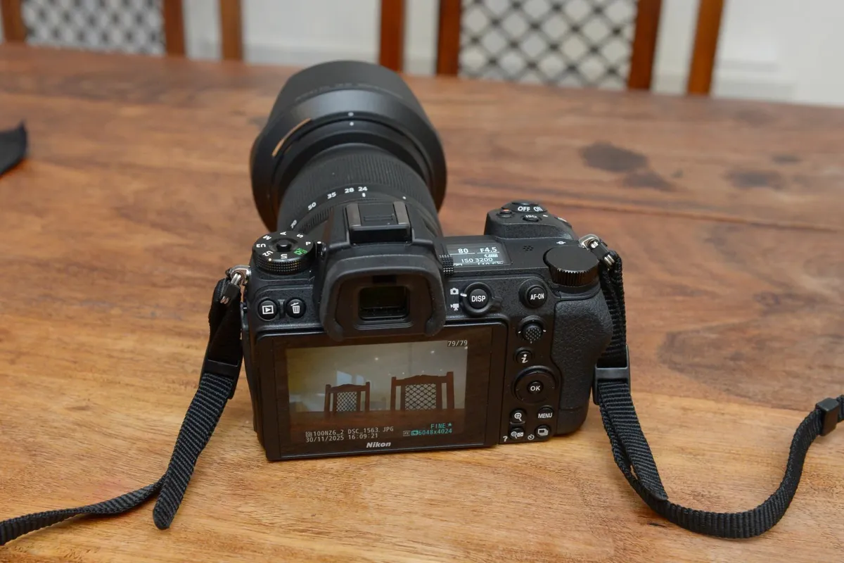 Mirrorless Camera - Image 3