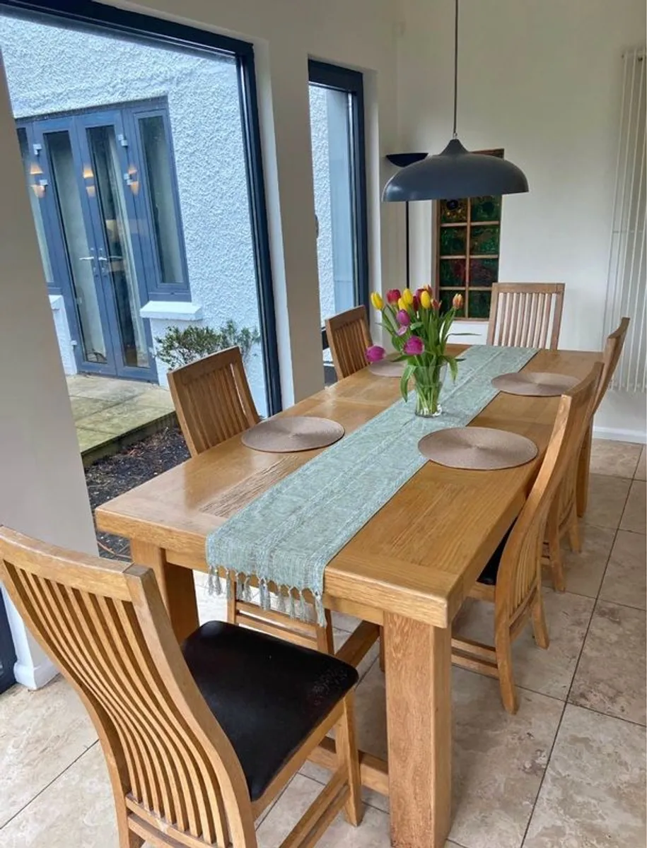 extendable oak dining table - Image 3