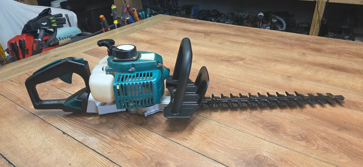 Hedge trimmer - Image 4