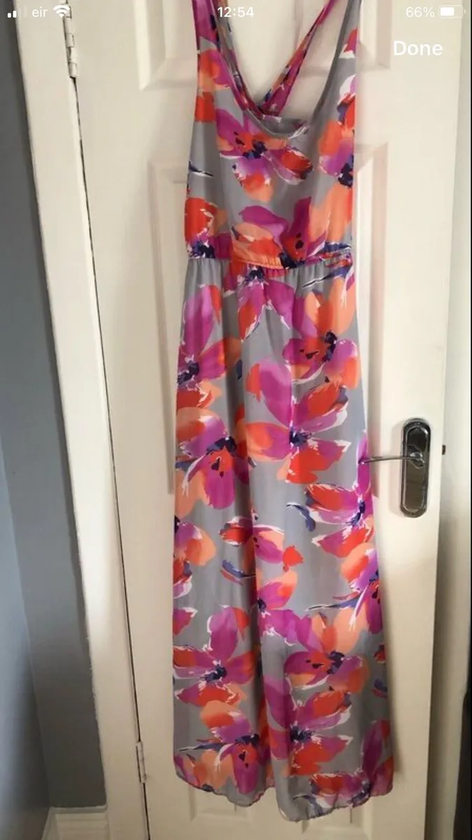 Ladies Maxi dress size 12 €10 - Image 1