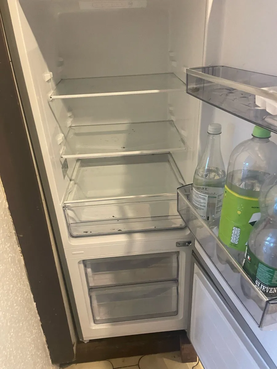 Dishwasher / microwave/ fridge / - Image 4