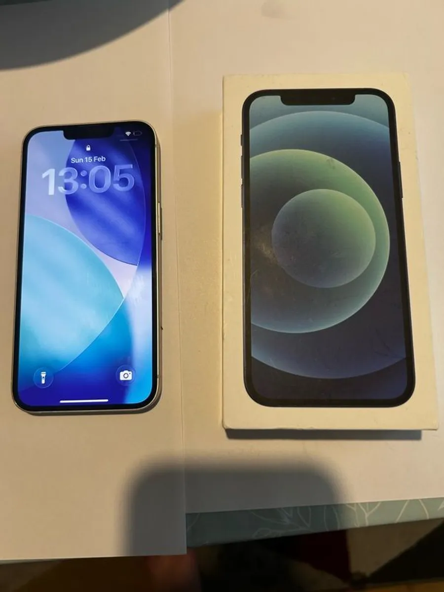 Apple iphone 13 - Image 1