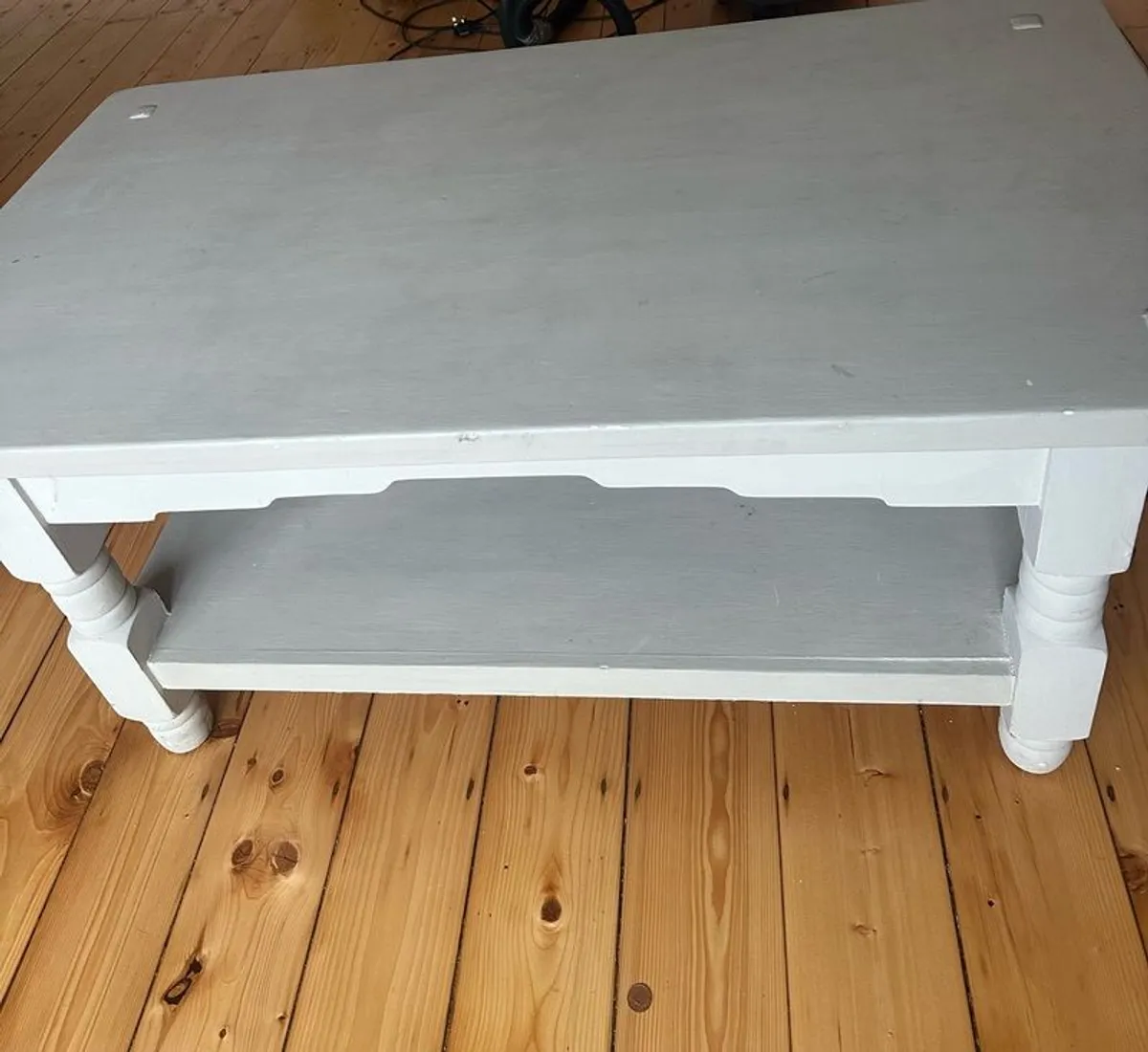 coffee table - Image 1