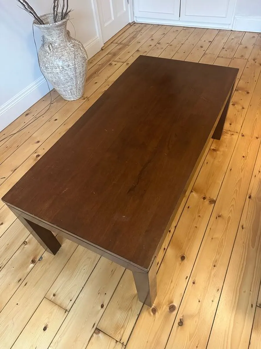 Solid wood coffee table - Image 1