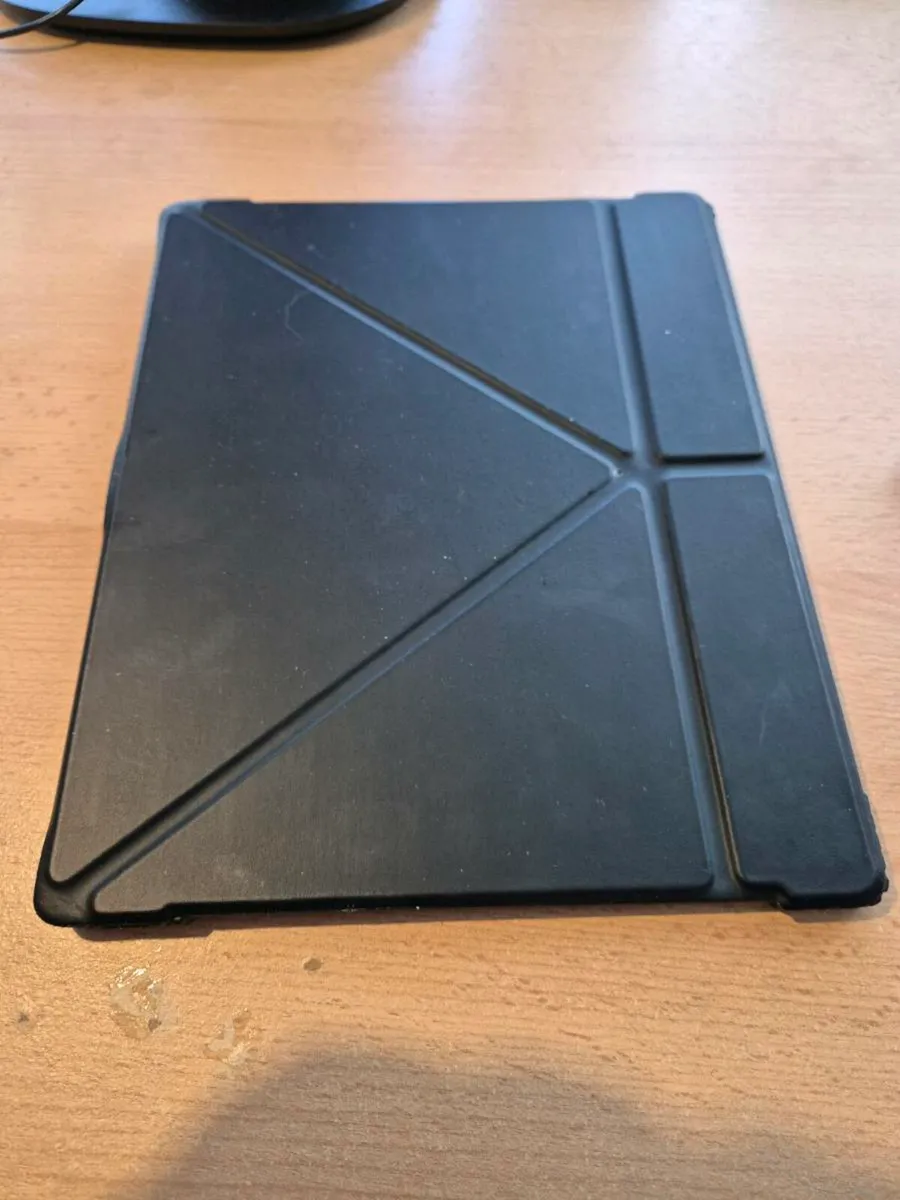 Remarkable 2 with Pen and Cover - Image 4