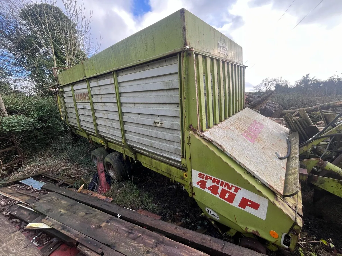 Silage wagon - Image 1