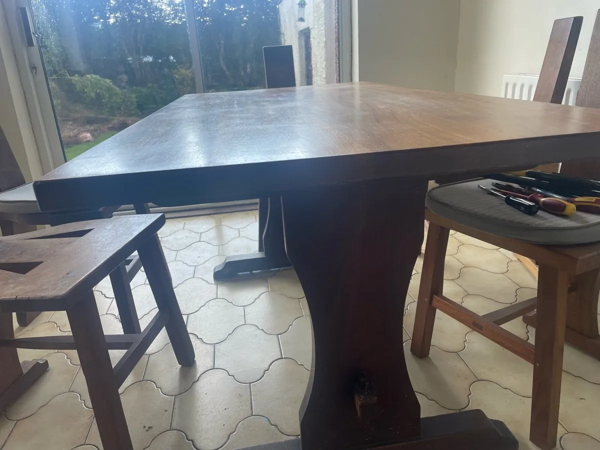 Kitchen table and dining chairs - Image 2