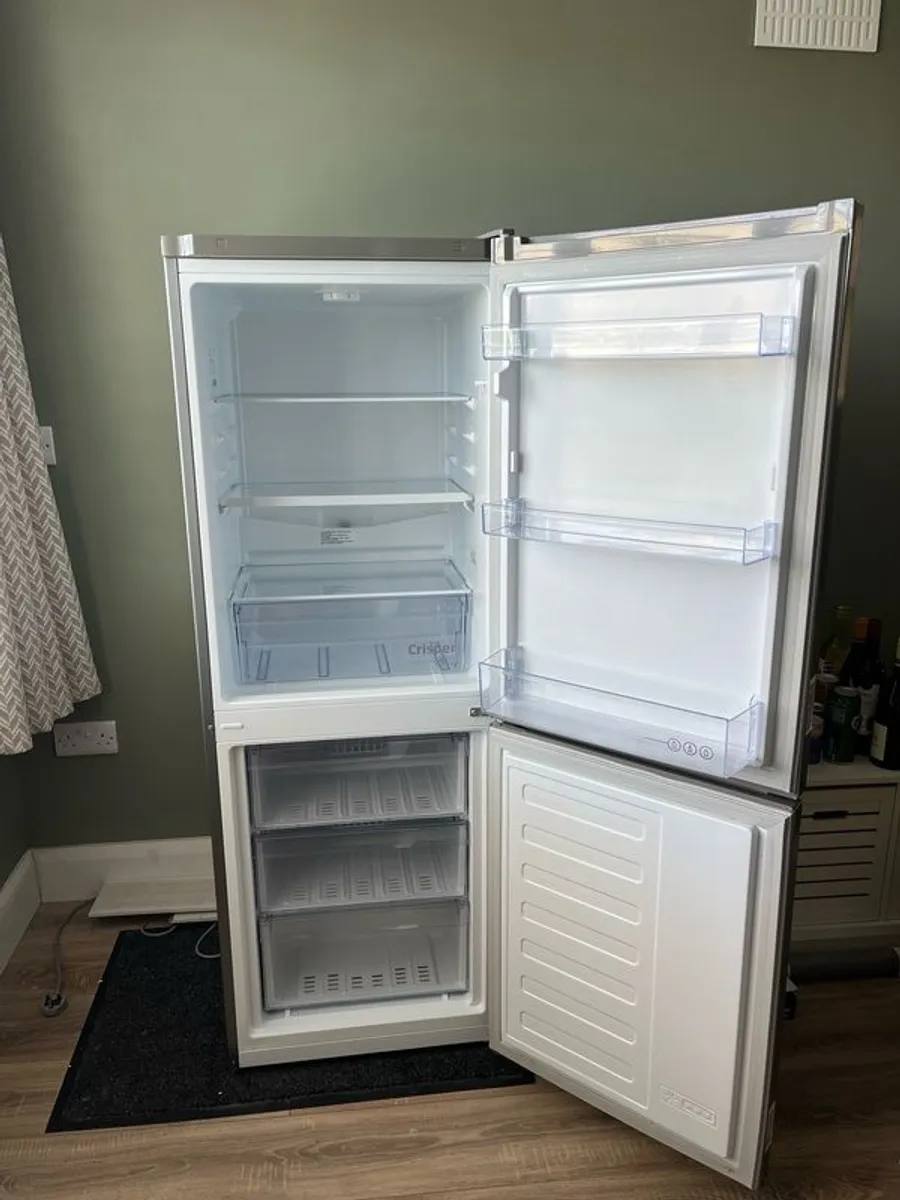 fridge freezer - Image 1