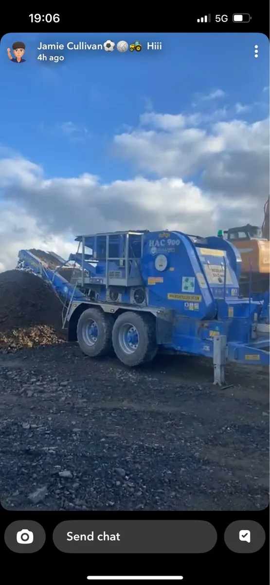 Hire off crusher! - Image 1