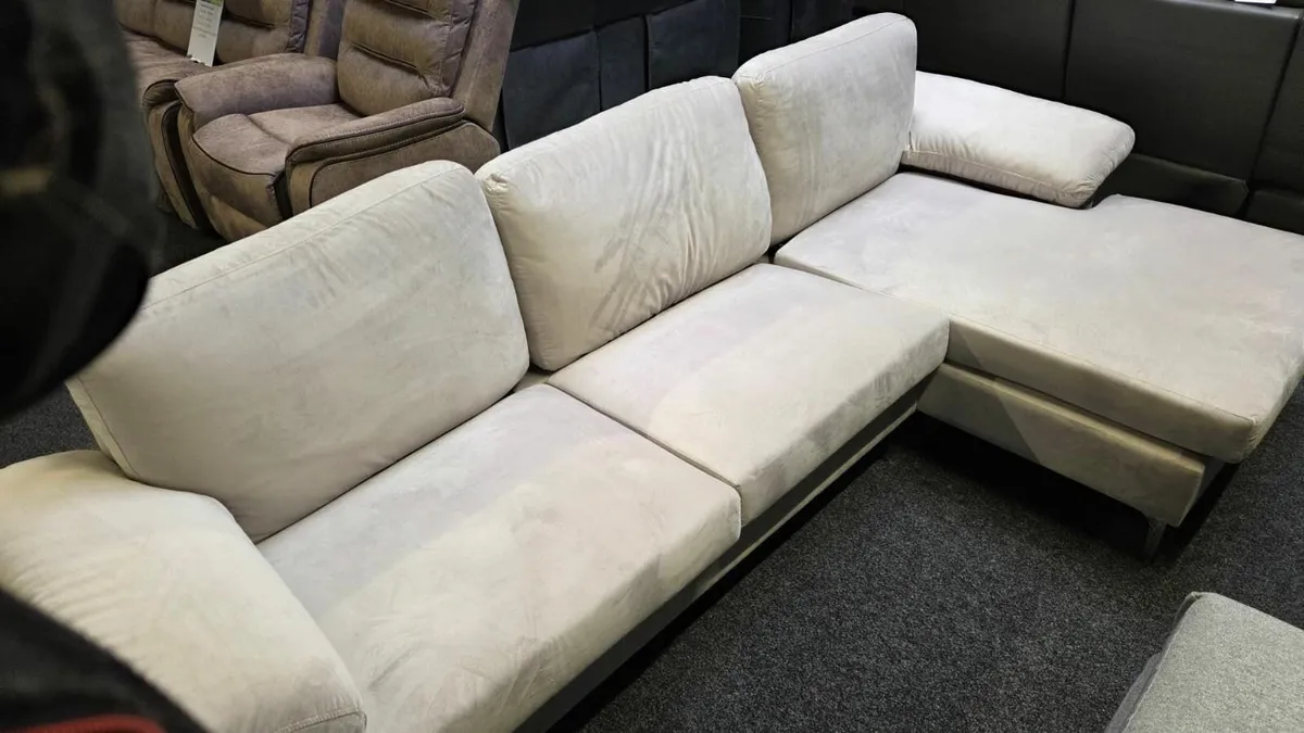 Frankfurt Lounge Corner Sofa - Left or Right Hand, - Image 2