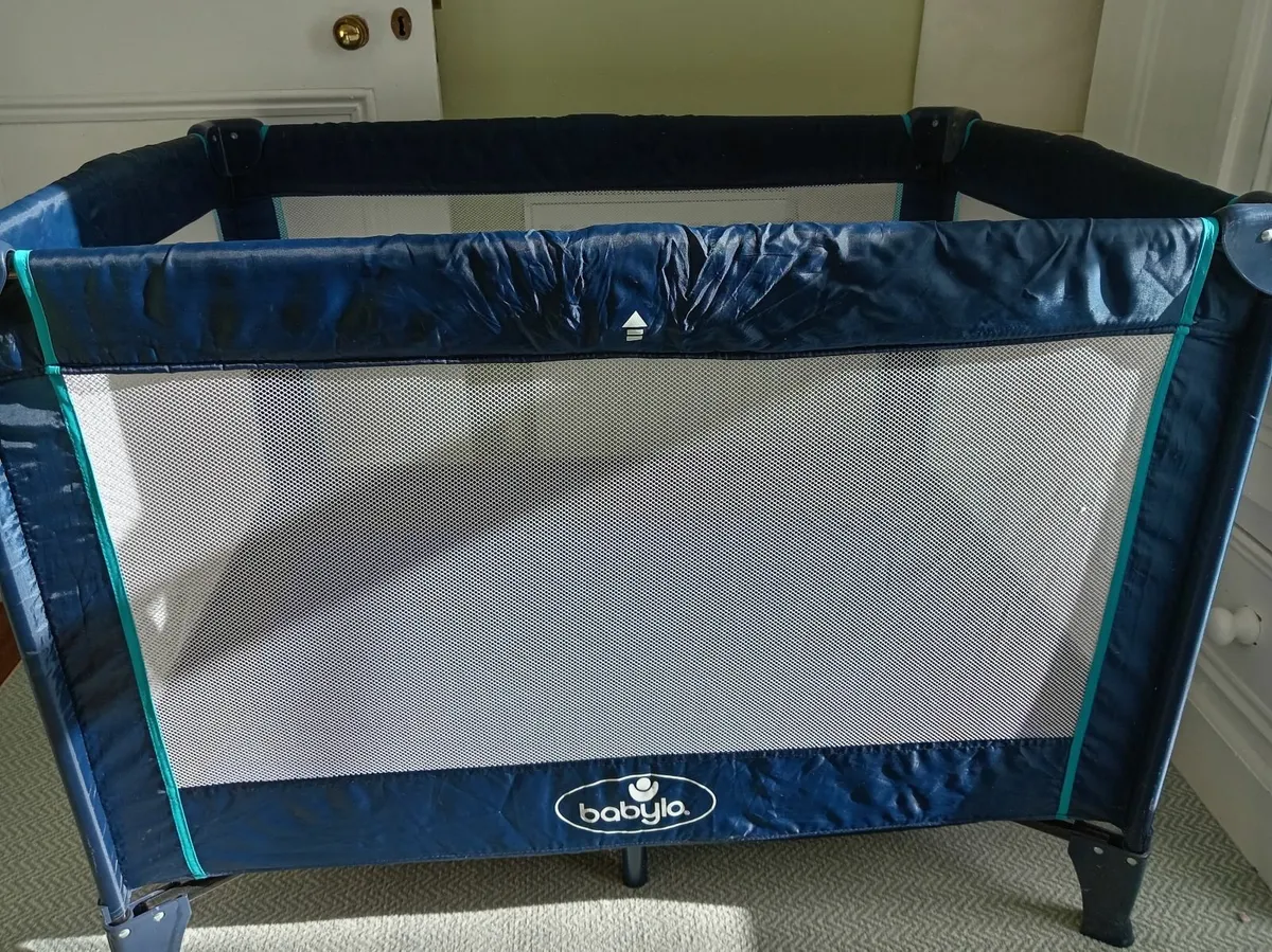 Babylo Travel Cot - Image 2