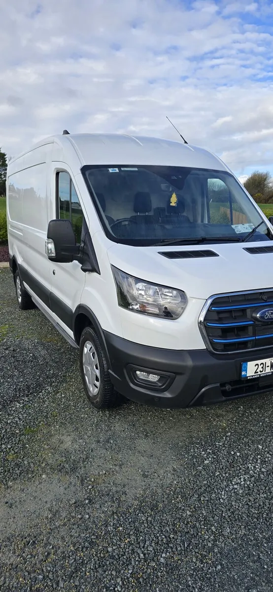 Ford transit 350 - Image 1