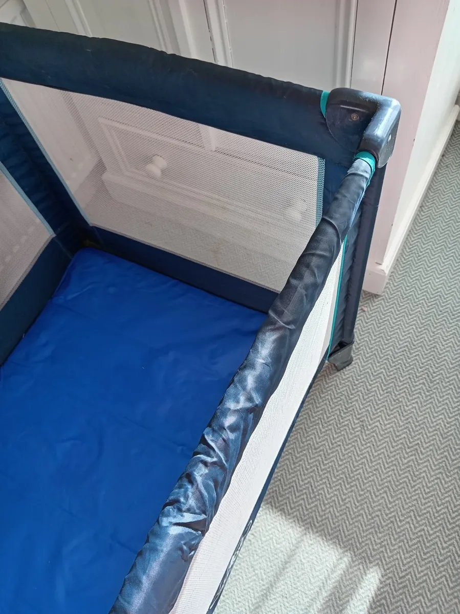 Babylo Travel Cot - Image 4