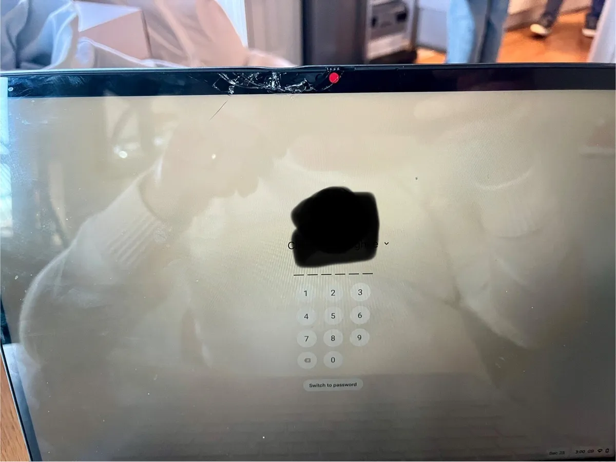 LENOVO CHROMEBOOK STUDENT’S TABLET / LAPTOP - Image 1
