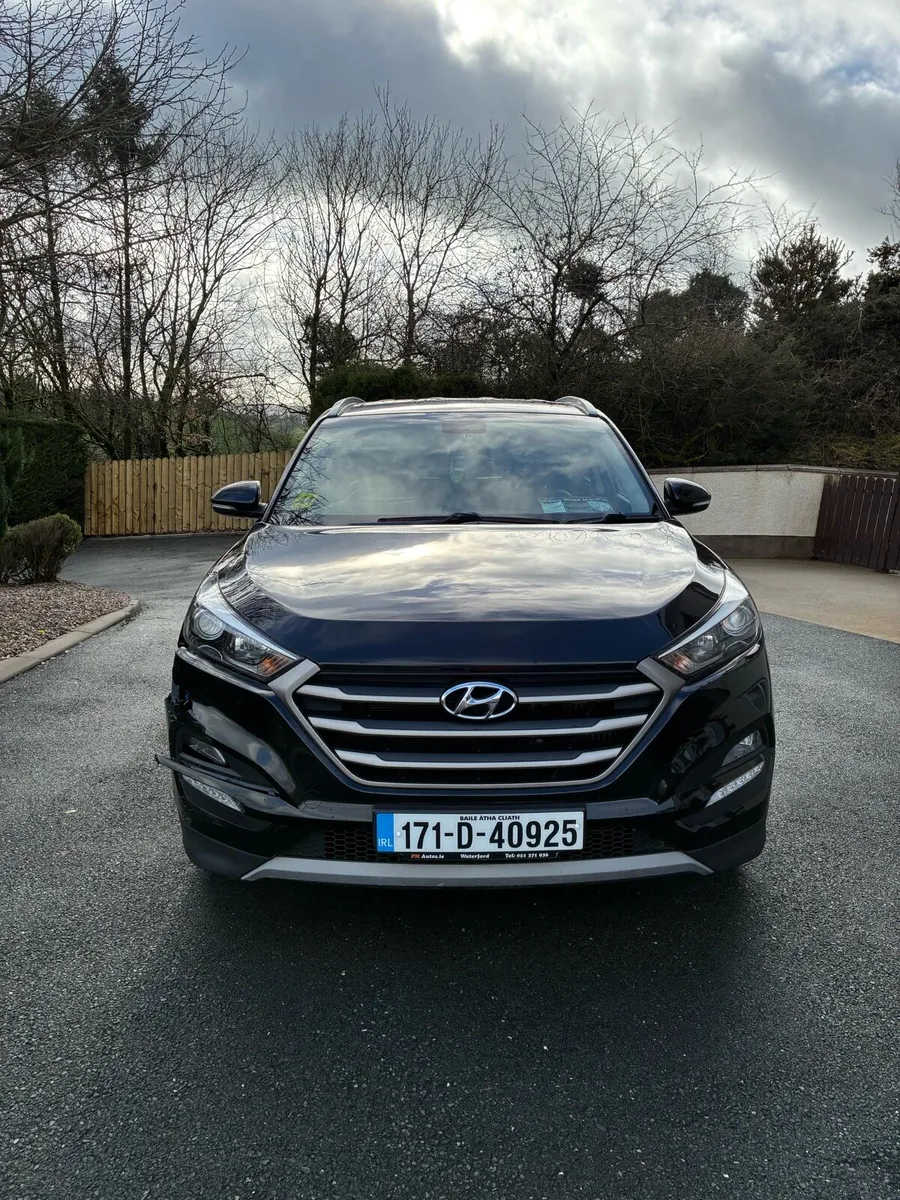 171 Hyundai Tucson Executive 1.7 Diesel - Image 2