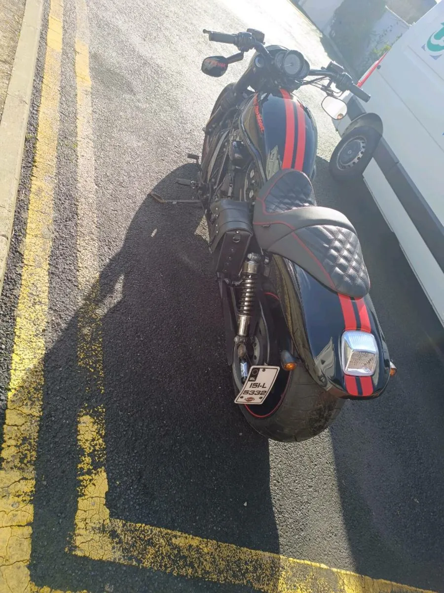 Harley Davidson V-ROD - Image 4