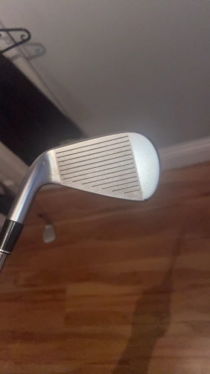 Srixon 3 iron - Image 2