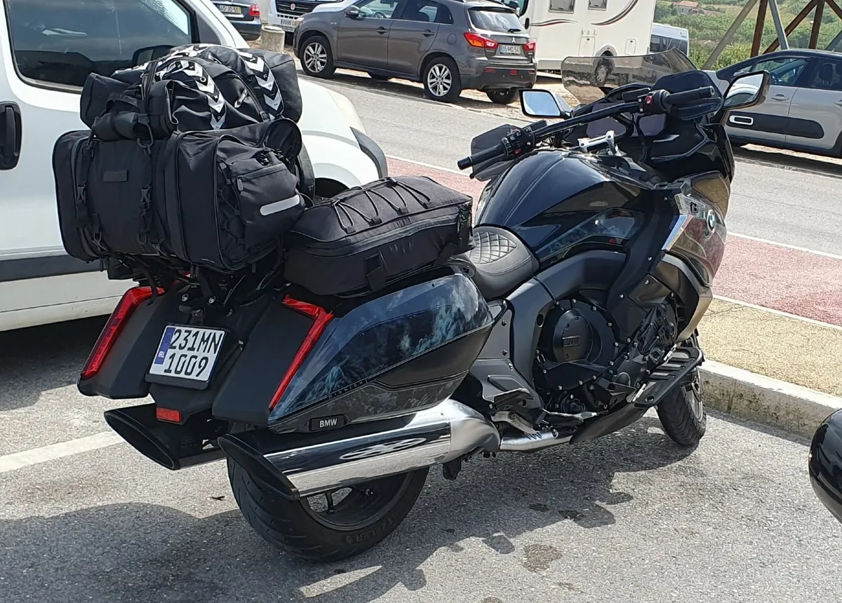 BMW K1600 B 719 Midnight 2023 - Image 3
