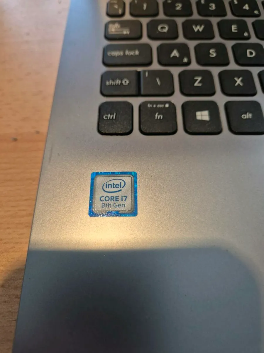 Asus VivoBook S15 Model S530F - Perfect - Image 2