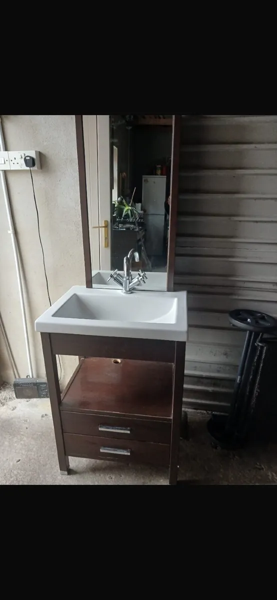 Vanity Unit - Image 1